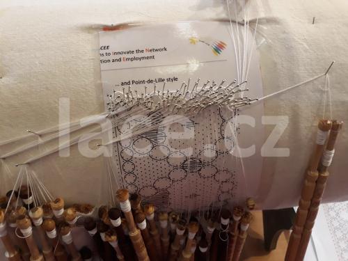 Ručně paličkovaná krajka, Dana Mihulková, lace.cz