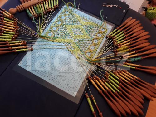 Ručně paličkovaná krajka, Dana Mihulková, lace.cz