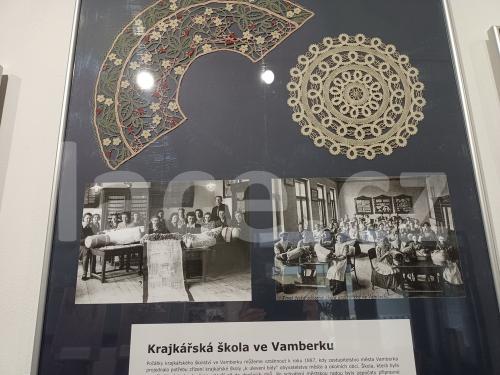 Ručně paličkovaná krajka, Dana Mihulková, lace.cz