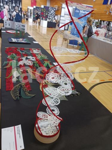 Ručně paličkovaná krajka, Dana Mihulková, lace.cz
