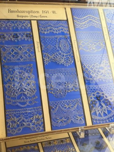 Ručně paličkovaná krajka, Dana Mihulková, lace.cz