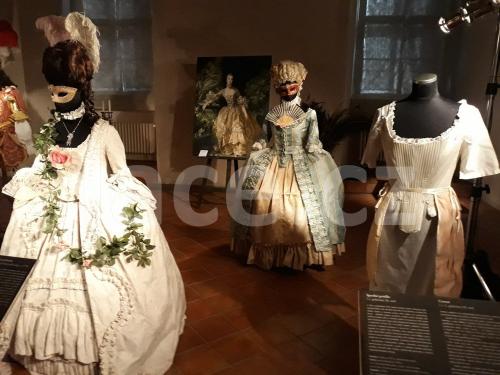 Ručně paličkovaná krajka, Dana Mihulková, lace.cz