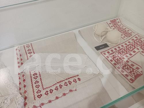 Ručně paličkovaná krajka, Dana Mihulková, lace.cz