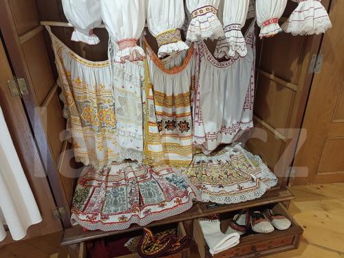 Ručně paličkovaná krajka, Dana Mihulková, lace.cz