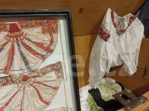 Ručně paličkovaná krajka, Dana Mihulková, lace.cz