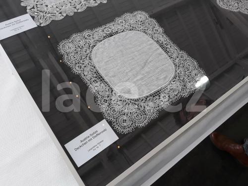 Ručně paličkovaná krajka, Dana Mihulková, lace.cz