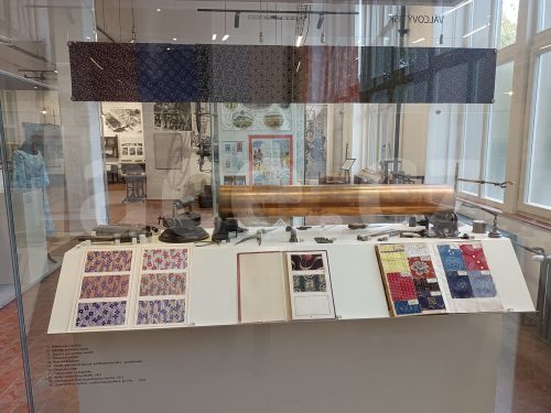 Expozice_textilního_tisku_007