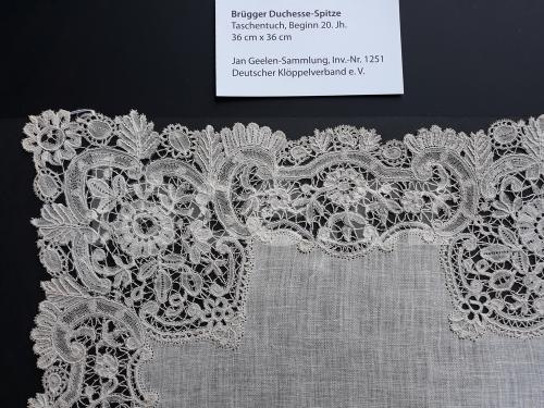 Ručně paličkovaná krajka, Dana Mihulková, lace.cz