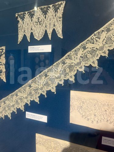 Ručně paličkovaná krajka, Dana Mihulková, lace.cz