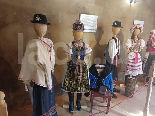 Ručně paličkovaná krajka, Dana Mihulková, lace.cz