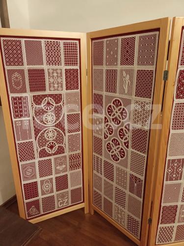 Ručně paličkovaná krajka, Dana Mihulková, lace.cz