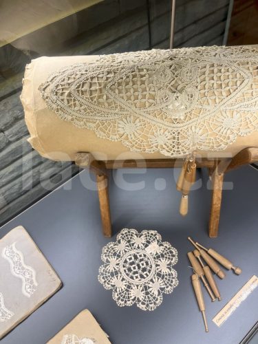 Ručně paličkovaná krajka, Dana Mihulková, lace.cz