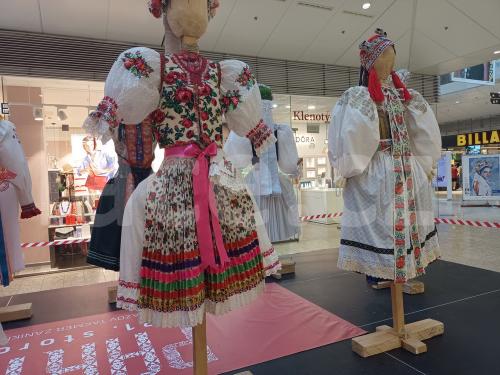 Ručně paličkovaná krajka, Dana Mihulková, lace.cz