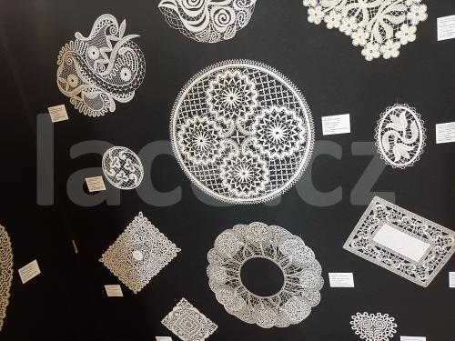 Ručně paličkovaná krajka, Dana Mihulková, lace.cz