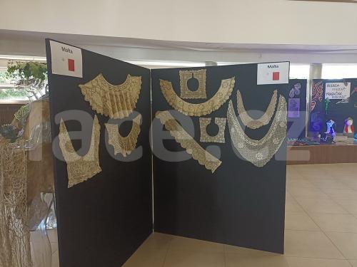 Ručně paličkovaná krajka, Dana Mihulková, lace.cz