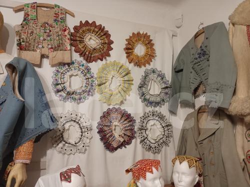 Ručně paličkovaná krajka, Dana Mihulková, lace.cz
