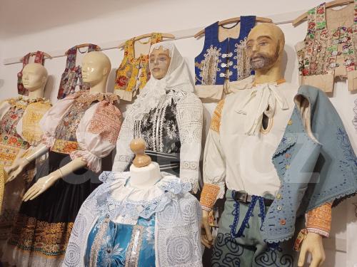 Ručně paličkovaná krajka, Dana Mihulková, lace.cz