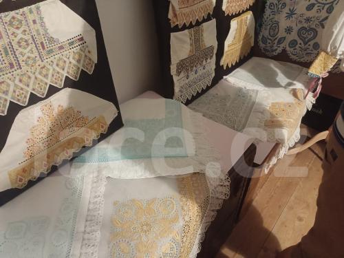 Ručně paličkovaná krajka, Dana Mihulková, lace.cz