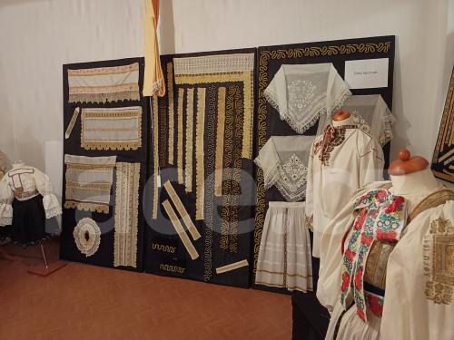 Ručně paličkovaná krajka, Dana Mihulková, lace.cz