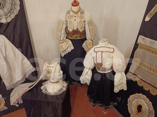 Ručně paličkovaná krajka, Dana Mihulková, lace.cz