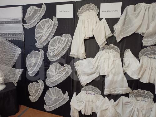 Ručně paličkovaná krajka, Dana Mihulková, lace.cz