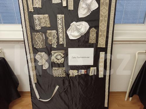 Ručně paličkovaná krajka, Dana Mihulková, lace.cz