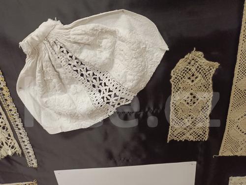 Ručně paličkovaná krajka, Dana Mihulková, lace.cz