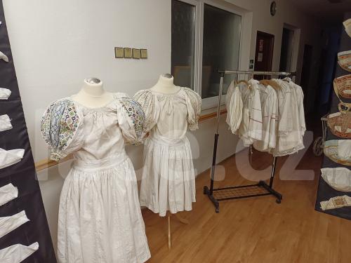 Ručně paličkovaná krajka, Dana Mihulková, lace.cz