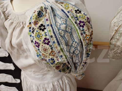 Ručně paličkovaná krajka, Dana Mihulková, lace.cz