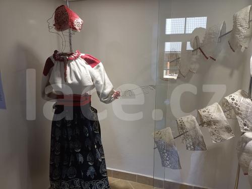 Ručně paličkovaná krajka, Dana Mihulková, lace.cz