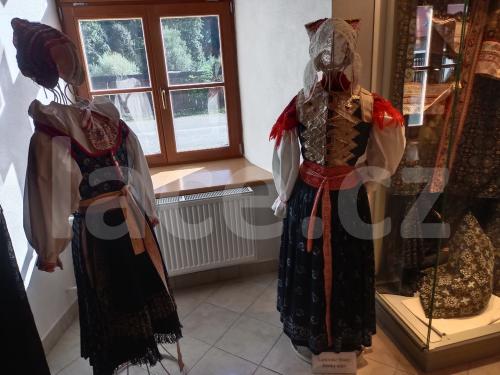 Ručně paličkovaná krajka, Dana Mihulková, lace.cz