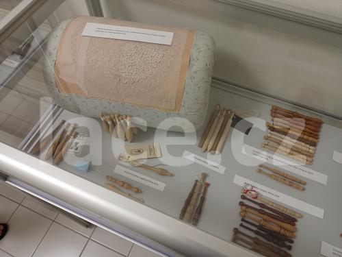 Muzeum_krajky_Vamberk_Poklady_z_cest_002