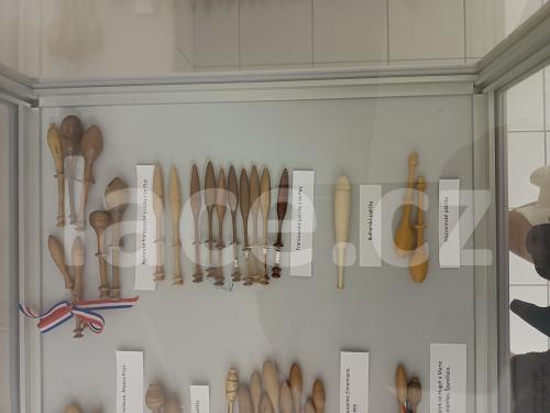 Muzeum_krajky_Vamberk_Poklady_z_cest_003