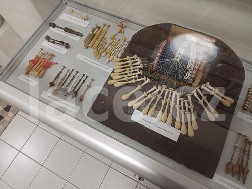 Muzeum_krajky_Vamberk_Poklady_z_cest_008