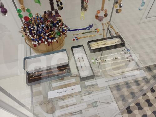 Muzeum_krajky_Vamberk_Poklady_z_cest_017