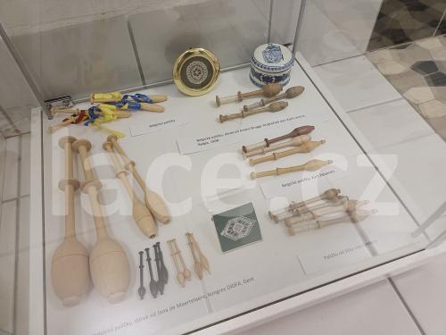 Muzeum_krajky_Vamberk_Poklady_z_cest_019