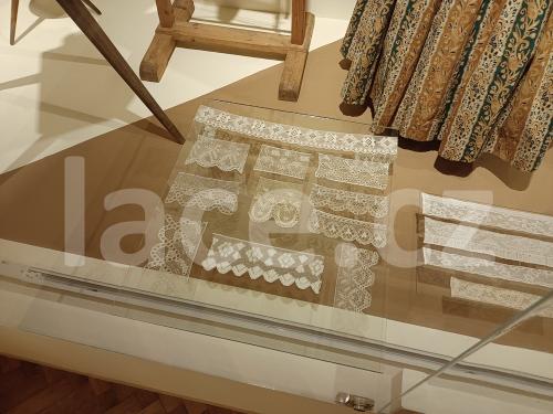 Ručně paličkovaná krajka, Dana Mihulková, lace.cz