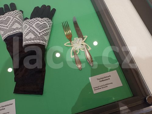 Ručně paličkovaná krajka, Dana Mihulková, lace.cz