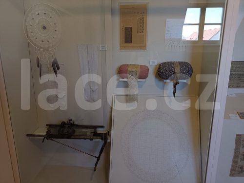Ručně paličkovaná krajka, Dana Mihulková, lace.cz