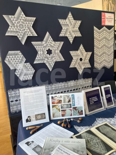 Ručně paličkovaná krajka, Dana Mihulková, lace.cz