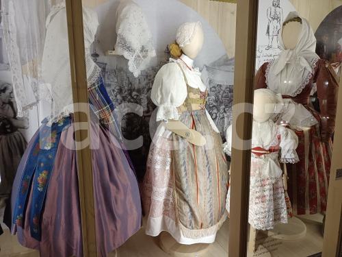 Ručně paličkovaná krajka, Dana Mihulková, lace.cz