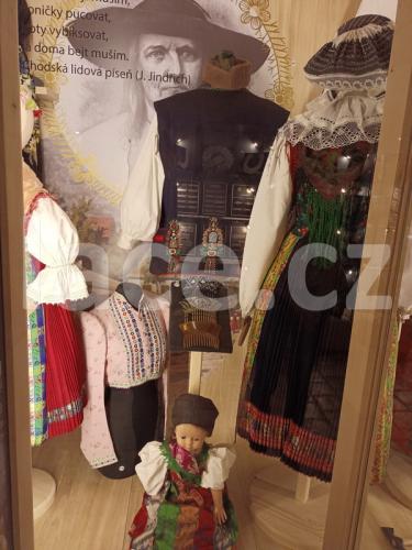 Ručně paličkovaná krajka, Dana Mihulková, lace.cz