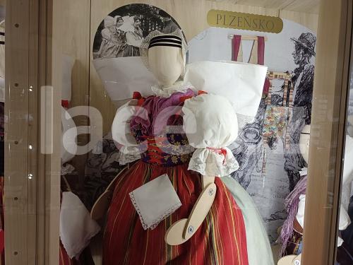 Ručně paličkovaná krajka, Dana Mihulková, lace.cz