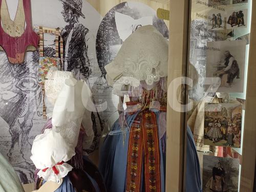 Ručně paličkovaná krajka, Dana Mihulková, lace.cz