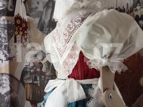Ručně paličkovaná krajka, Dana Mihulková, lace.cz