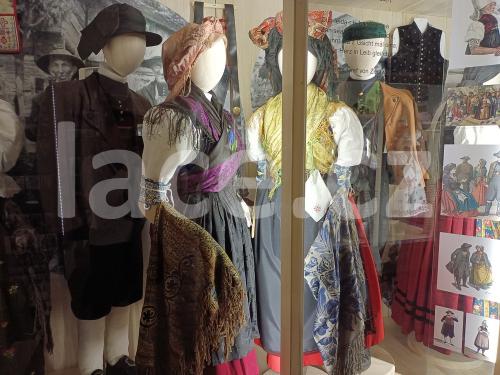 Ručně paličkovaná krajka, Dana Mihulková, lace.cz
