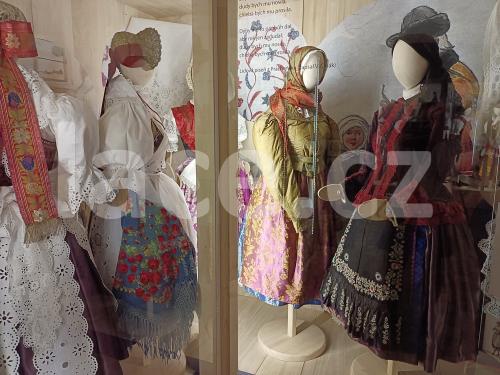 Ručně paličkovaná krajka, Dana Mihulková, lace.cz