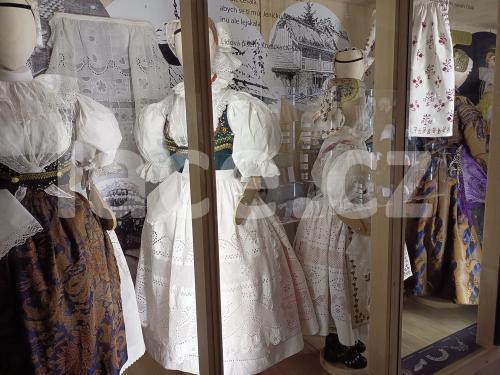 Ručně paličkovaná krajka, Dana Mihulková, lace.cz