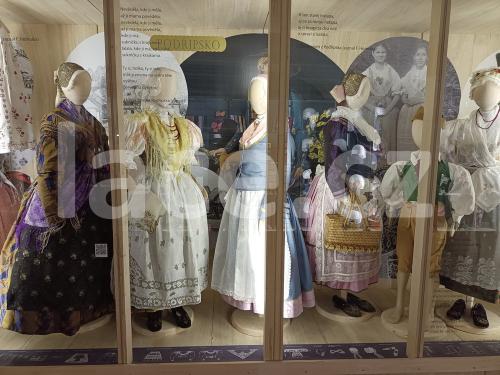 Ručně paličkovaná krajka, Dana Mihulková, lace.cz