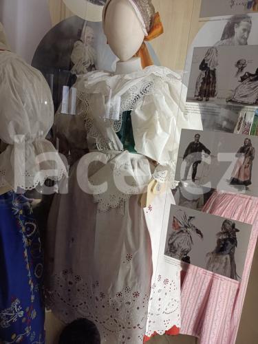 Ručně paličkovaná krajka, Dana Mihulková, lace.cz